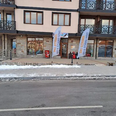 карасански 招待所 3*